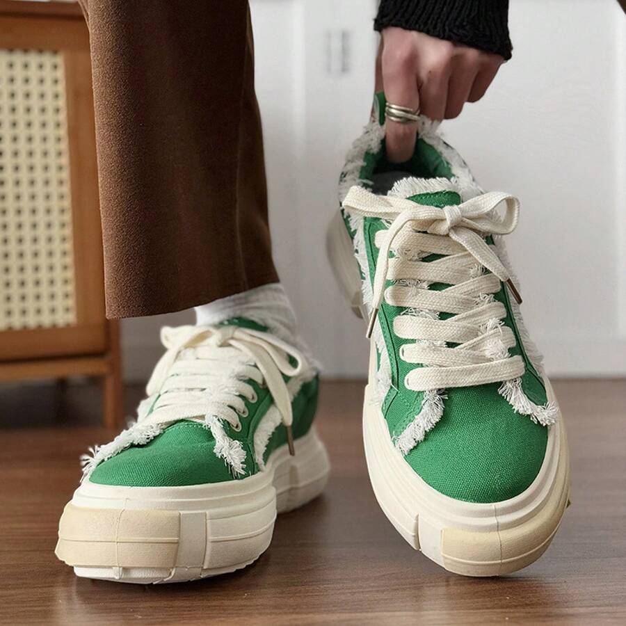 Men Skateboarding Shoes