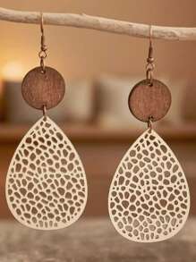 1 par de pendientes colgantes de madera con segmentos en forma de telaraña hueca vintage