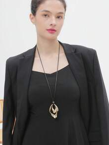 1pc Vintage Zinc Alloy Circle Charm Necklace For Men For Daily Decoration