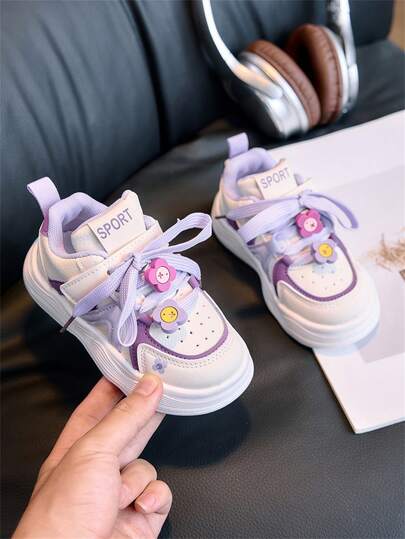 1 双儿童休闲运动鞋，紫色皮革透气鞋，舒适时尚的钩环扣，适合春夏、秋冬