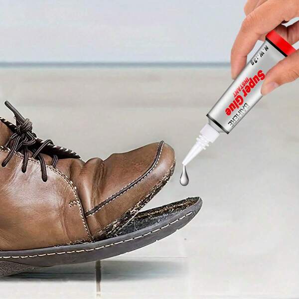 Super Colle Ultra Gel Control, Colle Super Transparente pour Plastique, Bois, Métal, Artisanat et Réparation, Adhésif Cyanoacrylate Colle Instantanée, Séchage Rapide - Un Tube de 60 Grammes, Paquet de 1