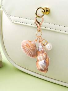 1/2个海洋主题钥匙扣，饰有贝壳、海螺、海星、海豚和珍珠。适合作为户外海滩派对、返校活动以及送给男朋友或女朋友的礼物。汽车配件，可爱哥特风，Y2K风格