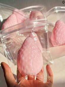 1 件实心草莓挤压玩具，优质光面大草莓，仿真硅胶玩具，减压玩具，烦躁玩具，透气玩具，大号草莓夹，仿真硅胶，膏状质地，高审美价值，手工制作减压食物玩具 DIY，适用于复活节、新年礼物，适用于办公室环境压力，毛绒玩具，柔软，（外包装随机，款式和颜色随机），情人节、生日礼物，2025 新年，返校用品，返校季礼物 - 彩色 - 查看 6