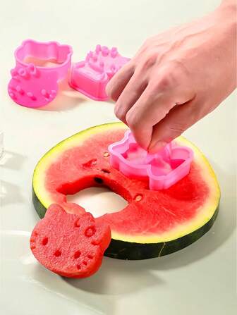 Sanrio 2 piezas Molde de galleta con forma de gato y fruta KT - Herramienta de estampado de galletas de PVC linda, adecuada para regalos de cumpleaños y actividades de cocina, perfecta para Halloween, Navidad, Pascua, Acción de Gracias. Materiales plásticos para alimentos