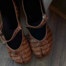 Women Flats - 淺棕色 - 查看 2