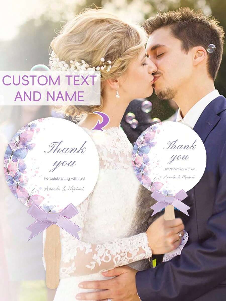 定制婚礼扇子，个性化姓名和日期，自然/蝴蝶/金色主题可选，实用的婚礼礼品和宾客礼物 - 彩色 - 查看 1