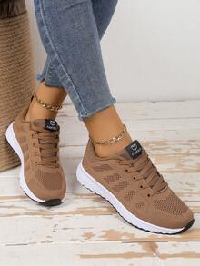 女士网眼透气运动鞋，配有柔软弹性系带鞋底，适合户外跑步 - 棕色 - 查看 4