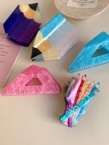 1 件返校文具形发夹 - 亚克力铅笔、尺子、爪夹、大号多色发夹、几何发夹、披肩半发髻发夹，适合返校、教师节、送给朋友、家人、老师、学校用品、大学的时尚发饰