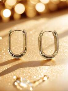 一对金色简约光滑U形环状耳环