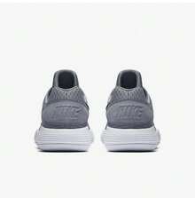 Nike Men's Hyperdunk 2017 React Low EP Low-Top Basketball Shoes - Grey - View 8