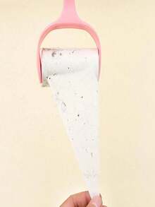 175 Sheets Pet Hair Remover Roller Refill Paper, Home Cleaning Sticky Adhesive Tape, Diagonal Tear Dog/Cat Hair Removal Tool For Pet Furs, Sofa, Clothes, Furniture And Carpet - 5 pieces of replacement cores (175 photos) - View 4