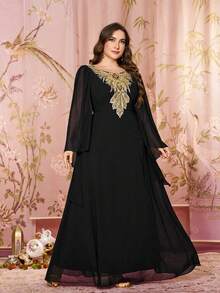 UNITHORSE V-Neck Long Batwing Sleeve Embroidered Chiffon Dress, Black - Black - View 5