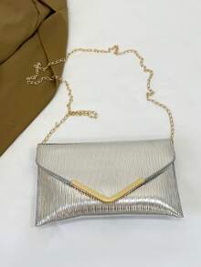 纯色金属边饰纹理单肩包，翻盖链条信封斜挎包，适合约会/正式场合、购物、装钱包、手机等，是年轻女性、大学生、新婚夫妇、上班族女性的理想之选。也适用于办公室、大学、工作、商务、通勤、户外活动、旅行和短途旅行。 - 銀色 - 查看 7