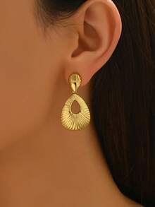 1 Cặp bông tai hình quạt bằng thép không gỉ thanh lịch dành cho phụ nữ, thiết kế tinh tế, thời trang và đa năng, thêm nét lãng mạn cho phong cách của bạn - Vàng - Xem 2