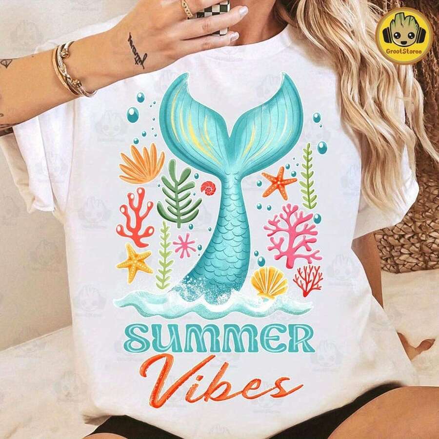 Retro Summer Vibes, Mermaid, Brushstroke Seas, Coastal Summer, Boho Beach Shirt, Pearl Bow1254220g Khaki Color Cotton T-Shirt, Color And Dirty, Thick Texture, Suitable For Daily Wear. Comfortable Conventional Version, Suitable For Both  And Wo. At The Heart Of The Design Is A D-Drawn Street Corner Map With Fun Icons Marking Fes, Bookstores, Ts And Park Benches, As If It Were A Pernal"Guide To Urban Happiness". Designed For People Who Like To Explore And G Out In The Cities They L In, It's Great For Aimless City Walks And Discovering Overlooked Everyday Beauties. - 白色 - 查看 1