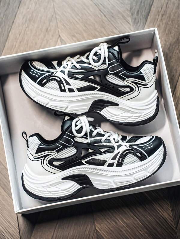New Men Casual Niche Low-Top Design Sneakers, Colorblock Thick Sole Mid-Top Sports Shoes, Versatile Outdoor Hiking Shoes