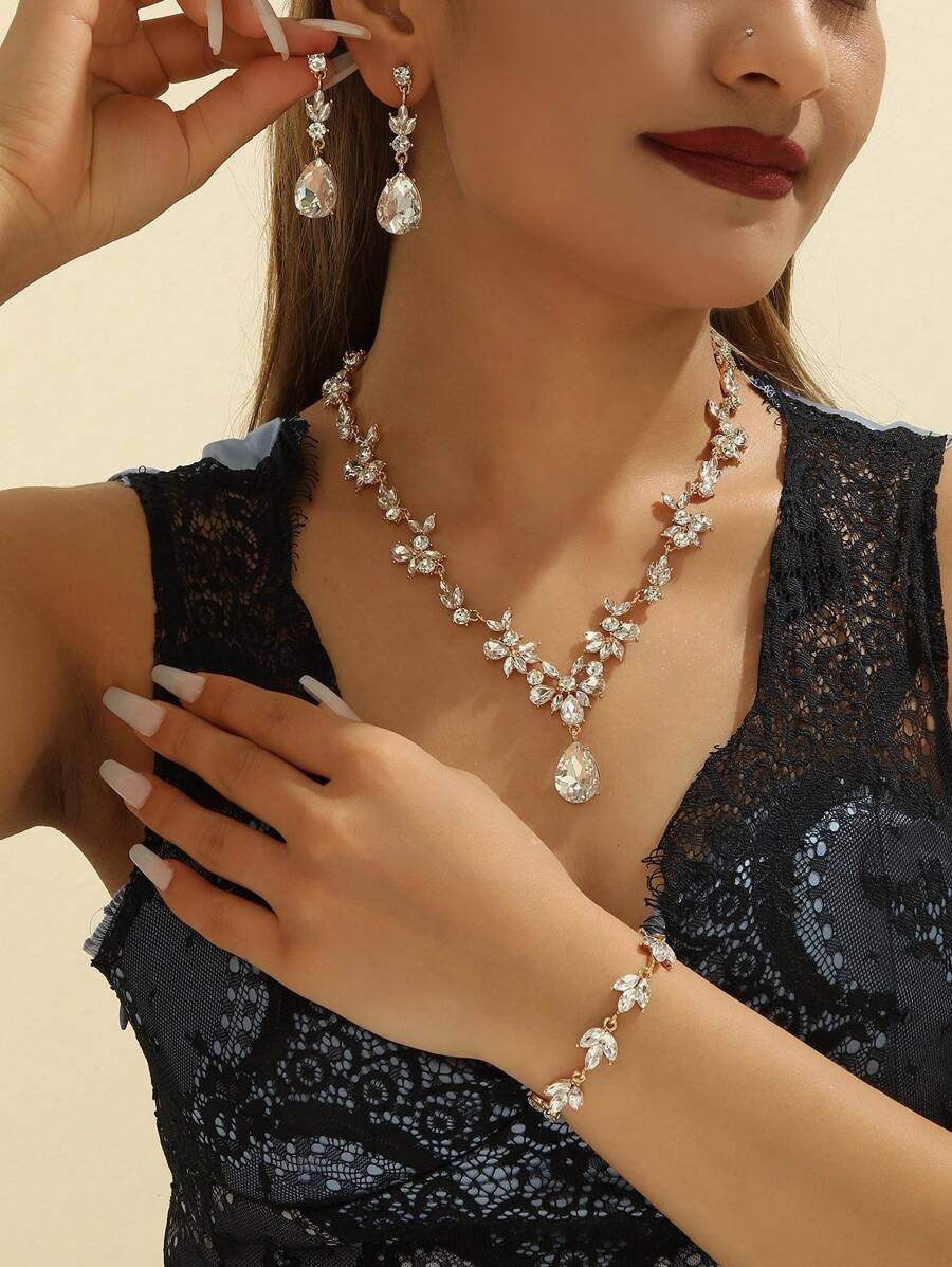 A Set Of 4 Pieces/Pieces Of Fashionable And Elegant Alloy Rhinestone Glass Necklace, Earrings And Bracelet Jewelry, Suitable For Women's Weddings, Banquets, Balls And Parties