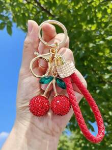 1 件男女通用水钻樱桃水果设计钥匙扣，简约汽车钥匙扣，包/耳机装饰，金属钥匙圈，情人节、母亲节、教师节礼物，学校汽车配件可爱哥特 Y2k