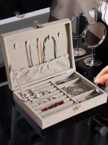 Hộp đựng trang sức bằng nhung, khay trưng bày trang sức để bàn, hộp đựng trang sức đa chức năng có nắp kính trong suốt dùng đựng nhẫn, hộp đựng trang sức dung tích lớn, giá đựng bông tai, quà tặng năm mới, quà tặng cho nam, quà tặng cho nữ, quà tặng ngày Quốc tế Phụ nữ, quà tặng mùa xuân, quà tặng theo mùa, thích hợp cho kỳ nghỉ, bãi biển, phòng tắm, phòng ngủ, dung tích lớn, quà tặng ngày lễ tình nhân, đám cưới, quà tặng cô dâu. - Nhiều màu - Xem 7