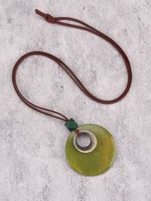 1 件复古木质吊坠项链，1 件简约复古圆形木质吊坠长项链，艺术风格毛衣链多功能配饰，适合作为送给长辈和母亲的新年礼物