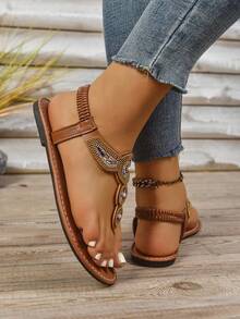 最新款式波西米亚人字拖凉鞋，平底休闲凉鞋