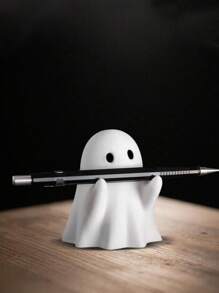 Cute White Ghost Black Ghost Party Decoration Courtyard Ornaments, Spooky Resin Statue,Study Desktop Decoration Small Ornaments, Suitable For Christmas, Parties, And Holiday Decoration Ornaments