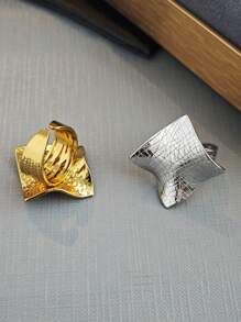 1 Stück asymmetrischer quadratischer Ring aus Edelstahl mit Falten, modisch, in einzigartiger Goldfarbe, geeignet für täglichen Gebrauch, Partys, Urlaubsschmuck