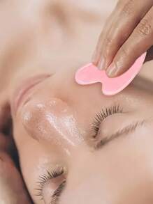 1pc Gua Sha Board, Acrylic Resin Body Massage Tool, Heart-Shaped Spa Wax Scraper Skin Care Tool, Anti-Wrinkle,Beauty,Skin Care Products,Spa,Self Care,Skin Care Tools,Face Care,Esthetician Supplies,Massage,Face Massage Tool,Face Roller