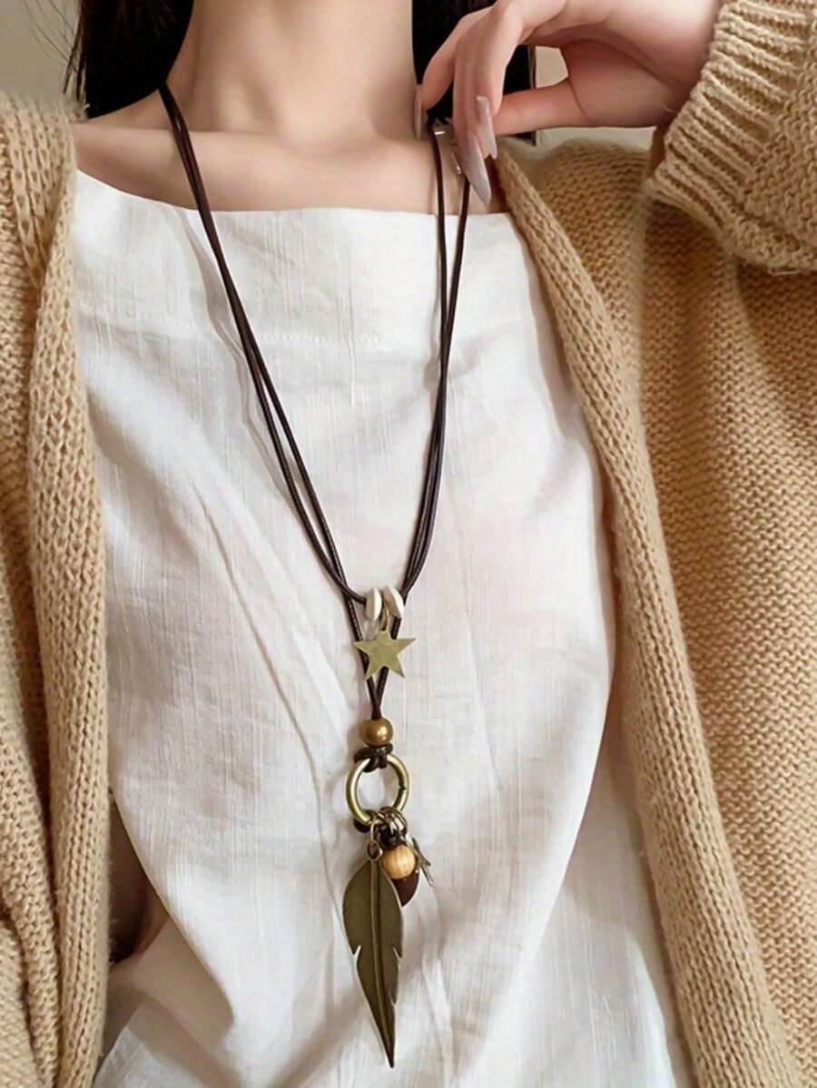 One Piece Retro Fashion Temperament Feather Shape Star Round Necklace, Suitable For Daily Wear, Vacations, Parties, And Other Occasions - Nhiều màu - Xem 1