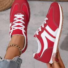 College Style Women's European And American Large Size Sports Shoes Simple Lace-Up Comfortable And Lightweight Sports Shoes