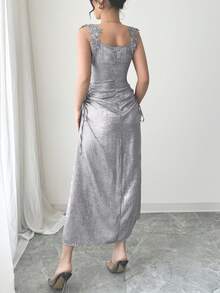 女士优雅晚礼服长裙，饰有蕾丝细节，收腰设计，A字廓形，不对称裙摆和拉链，适合度假、旅行、夏季穿着以及情人节。 - 淡紫色 - 查看 3