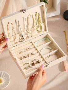 Hộp đựng trang sức bằng nhung, khay trưng bày trang sức để bàn, hộp đựng trang sức đa chức năng có nắp kính trong suốt dùng đựng nhẫn, hộp đựng trang sức dung tích lớn, giá đựng bông tai, quà tặng năm mới, quà tặng cho nam, quà tặng cho nữ, quà tặng ngày Quốc tế Phụ nữ, quà tặng mùa xuân, quà tặng theo mùa, thích hợp cho kỳ nghỉ, bãi biển, phòng tắm, phòng ngủ, dung tích lớn, quà tặng ngày lễ tình nhân, đám cưới, quà tặng cô dâu. - Nhiều màu - Xem 2