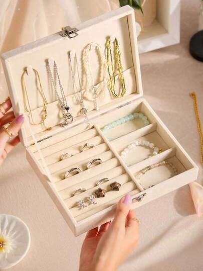 1pc Velvet Jewelry Box, Large Capacity Jewelry Storage Box, Jewelry Display Tray, Necklace Earrings Jewelry Organizer Box, White Simple Compartment Jewelry Display Stand With Dust-Proof And Anti-Oxidation Function, Minimalist Portable Jewelry Box, Travel Jewelry Storage Bag, Small Ring Earring Jewelry Box, Suitable For Earrings, Necklaces, Rings, Portable, Spacious, With Buckle, Lipstick, Watches, Gift For Women, Girls, Girlfriend, Valentine's Day, Halloween, New Year