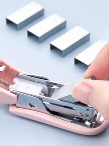 1 件迷你订书机套装，三合一骑马钉订书机和起钉器（容量：830 个订书钉），26/6 标准，返校，办公室学校用品 - 彩色 - 查看 9