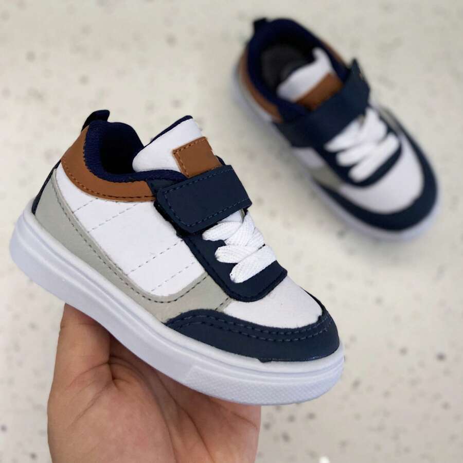 Super Light Children's Tennis Shoes For Boys - White - View 1