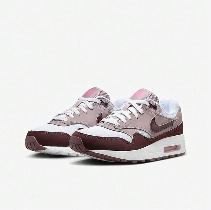 Zapatillas deportivas Nike Air Max 1 para mujer, con amortiguación y comodidad, para uso casual y running, DZ3307-112 - Pasta de frijoles rojos - Ver 1