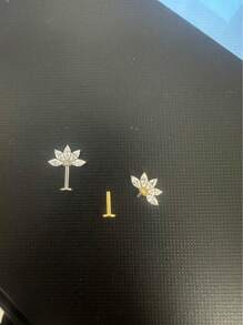 1 pieza Pendientes de aro de acero quirúrgico ASTM F136 con rosca interna y circonita cúbica, para perforaciones de labio, concha y hélice vertical de 16G