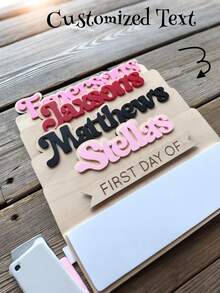 Cartel del primer día de clases, cartel de vuelta al colegio, cartel del primer y último día de clases, accesorio para fotos de vuelta al colegio, pizarra personalizada del primer día de clases, multifuncional, ornamental, reutilizable, exquisita, elegante, de alta calidad, colorida, moderna, personalizada, única, regalo ideal para él, regalo ideal para ella, novio, papá, novia, mamá, familia, amigos, salón de té, hogar, jardín, oficina, para aniversarios, para el Día de San Valentín, para el Día de la Madre, para cumpleaños, para el Día del Padre, para graduaciones, para bodas, para inauguraciones de casa - muchos - Ver 6