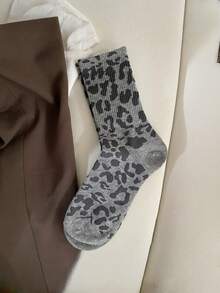 1 Pair Leopard Print Socks, Women's Mid-Calf Socks, Brown Leopard Print Pile Socks, Grey Long Socks, Sporty Socks, Women's Matching German Training Shoes - Multicolor - View 10