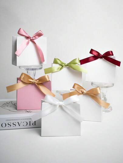 10pcs Wedding Favor Boxes With Ribbon Bow, Paper Mini Gift Bags, Wedding Party Favors Boxes, Butterfly Ribbon Gift Bags, Wedding Party Decoration Bowknot Paper Bags, Wedding Boxes, Birthday Gift Boxes, Bridal Shower Favors, Wedding Guest Gifts, Mother's Day Boxes, Party Favor Boxes/Treat Bags, Shopping Bags, Birthday Party Decor Gift Bags, Suitable For Christmas, Halloween, Valentine's Day, Mother's Day, Souvenir Packaging