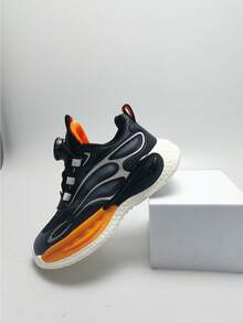 Zapatos deportivos casuales para adolescentes, estudiantes universitarios y jóvenes, para uso al aire libre. Zapatos atléticos, de running, baloncesto, bádminton y senderismo. Transpirables y cómodos, con suelas antideslizantes (botón giratorio asimétrico, entrega aleatoria)