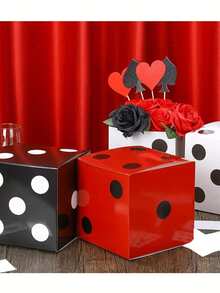 Hộp quà xúc xắc sòng bạc 6 chiếc, Hộp quà xúc xắc sòng bạc 11 inch, Thiết kế quân bài Poker, Bộ 6/3 món đồ dùng tiệc chủ đề sòng bạc, Trang trí tiệc đêm Las Vegas, Trang trí trò chơi trung tâm năm mới với xúc xắc 3D, Trang trí tiệc đêm Las Vegas với xúc xắc 3D, Trang trí trung tâm năm mới (Nền trắng chấm đen), Trang trí tiệc sòng bạc, Trang trí đêm trò chơi, Hộp quà chủ đề sòng bạc (Đen, Trắng, Đỏ) - Nhiều màu - Xem 7