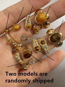 Set de 4 anillos con piedras preciosas simuladas de ojo de tigre de diseño de nicho, minimalista y versátil, un elegante regalo de joyería para mujeres
