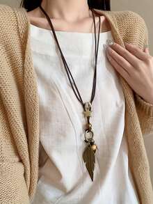 One Piece Retro Fashion Temperament Feather Shape Star Round Necklace, Suitable For Daily Wear, Vacations, Parties, And Other Occasions - Nhiều màu - Xem 6