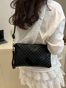 Túi xách đeo vai trang trí đinh tán thời trang mới, thích hợp cho tiệc tùng, đi chơi, ngày lễ, mua sắm và sử dụng hàng ngày, có thể đựng tiền xu, điện thoại, cũng có thể được sử dụng làm túi đi làm cho nhân viên văn phòng, sinh viên đại học và nhân viên văn phòng, túi xách thanh lịch cho phụ nữ - màu đen - Xem 4