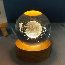 Lámpara de noche LED con bola de cristal luminosa, sistema solar Saturno, lámpara de mesa con luna 3D, luz de ambiente para dormitorio USB, estilo aleatorio - transparente - Ver 5