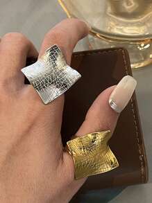 1 Stück asymmetrischer quadratischer Ring aus Edelstahl mit Falten, modisch, in einzigartiger Goldfarbe, geeignet für täglichen Gebrauch, Partys, Urlaubsschmuck