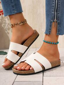 女士平底凉鞋，人字形，交叉带设计，带扣装饰，纹理鞋垫，增强脚底感觉，适合海滩、家居服、夏季，有卡其色、米色、棕色、黑色可选 - 米色 - 查看 2