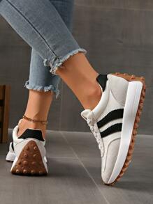 Retro Thick Sole Sports Shoes, Thickened Upper, Suitable For Running, Women's Footwear