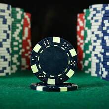 2025 New 50pcs Realistic Casino Poker Chips, Scoring Chips, Texas Poker Chips, Card Game Scoring Chips, Coins, Chip Pieces, Plastic Coins Props, Poker Chips, Game Coins, Lottery Tokens, Colorful Chips, Chip Wholesale, Gifts For Men, Boy Toys, Surprise Gifts, Creative Gifts, Stress Relief Toys, Fidget Toys, Travel Toys, Classroom Toys, Bath Toys, Christmas Stationery, Stress Ball, Birthday Gifts, Christmas Gifts, Halloween Gifts, Perfect Gifts, Presents